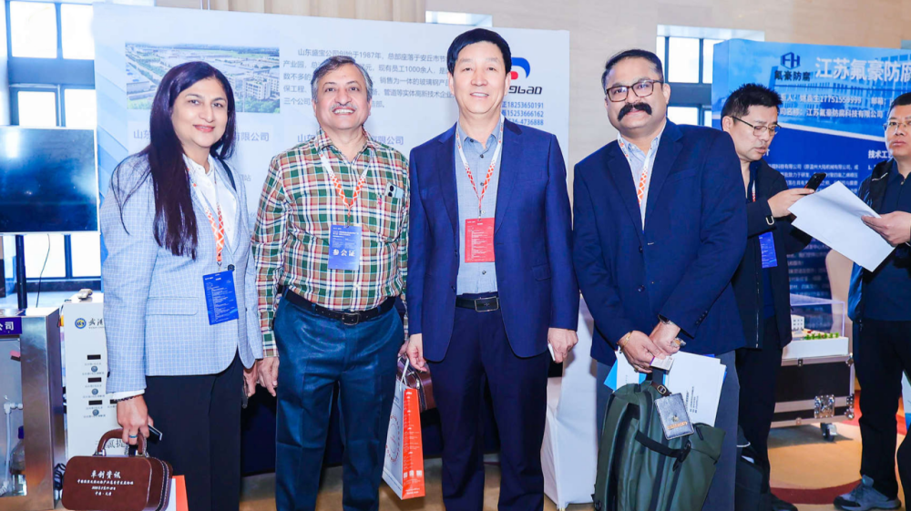 山東盛寶 | 董事長率隊(duì)出席第八屆中國溴鹽及溴化物產(chǎn)業(yè)高質(zhì)量發(fā)展論壇，盛寶技術(shù)引關(guān)注